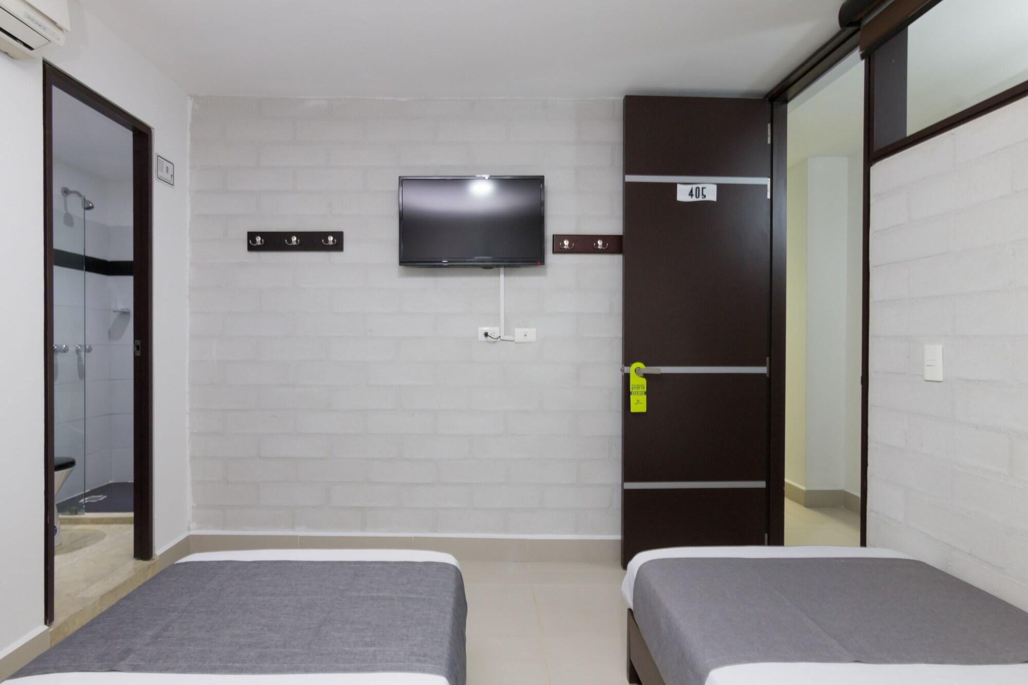 Ayenda 1254 Mi Colombia Hotel Medellin Ngoại thất bức ảnh