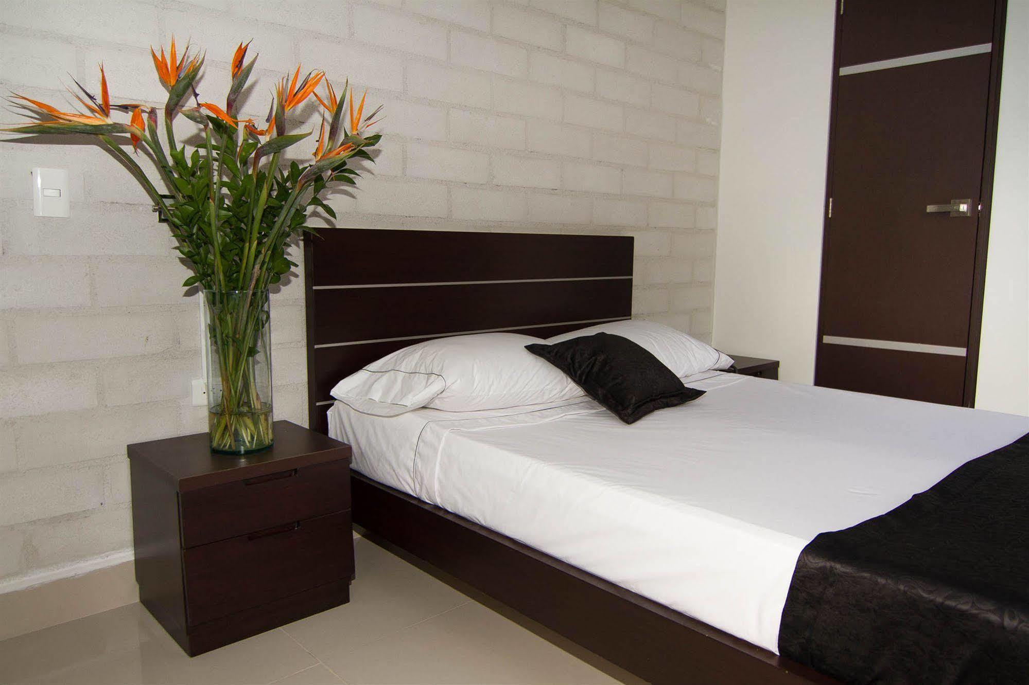 Ayenda 1254 Mi Colombia Hotel Medellin Ngoại thất bức ảnh