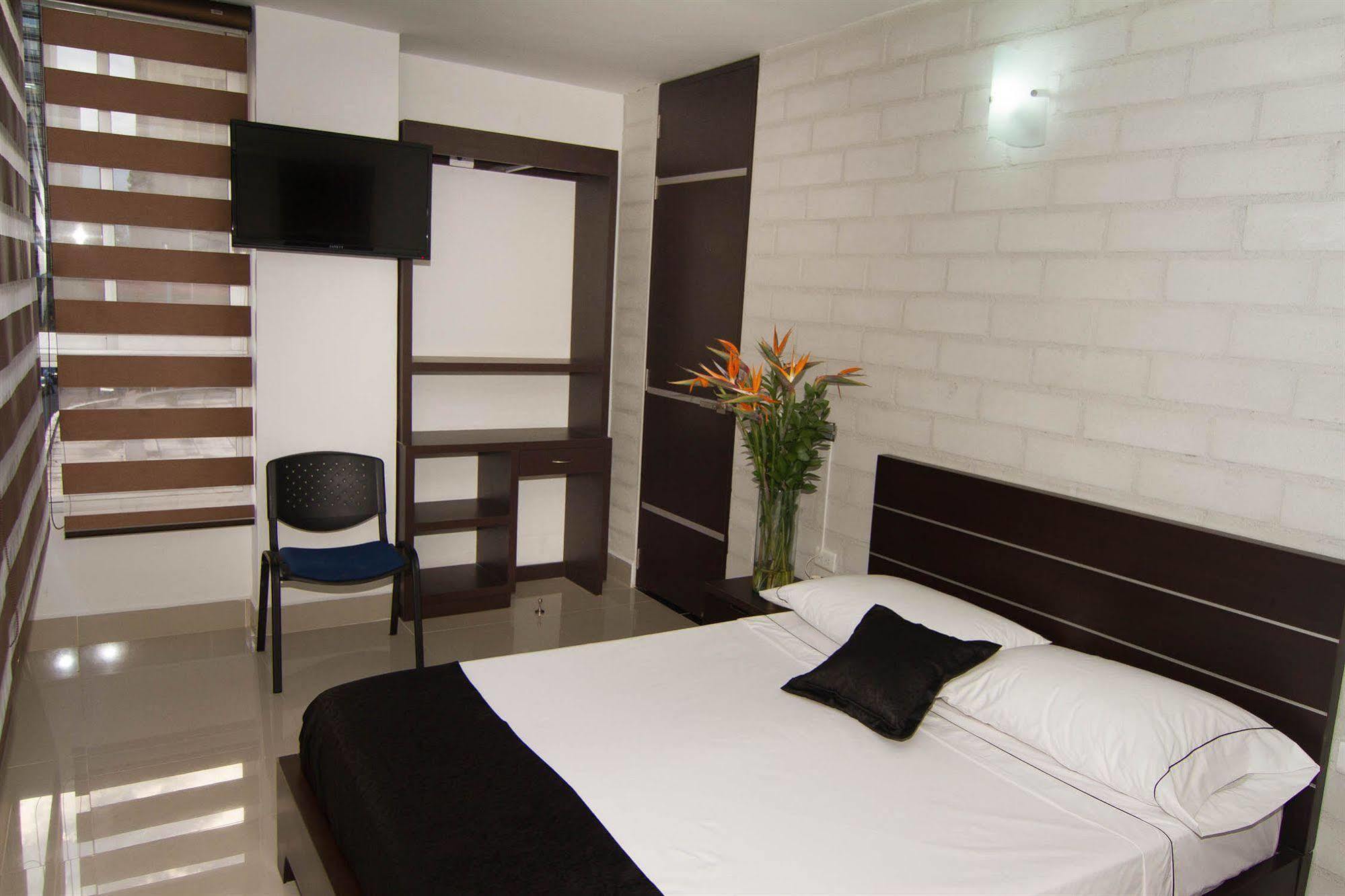 Ayenda 1254 Mi Colombia Hotel Medellin Ngoại thất bức ảnh